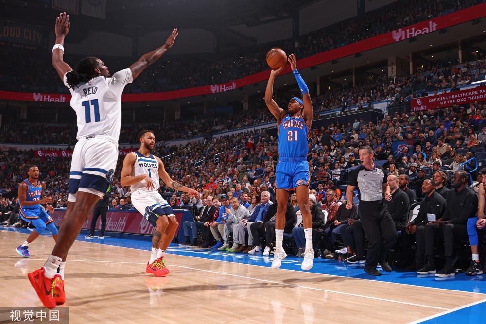 通过他的 通过他的